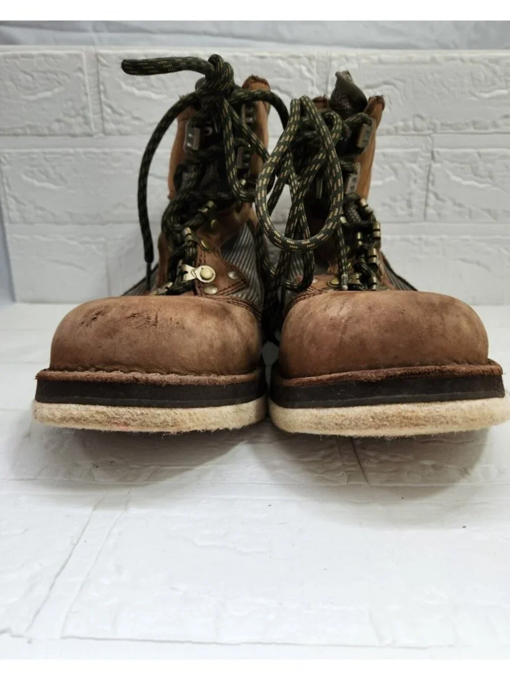 Simms Fishing Wading Boots Men Size 9 Brown Suede Felted Sole Lace Up High Top